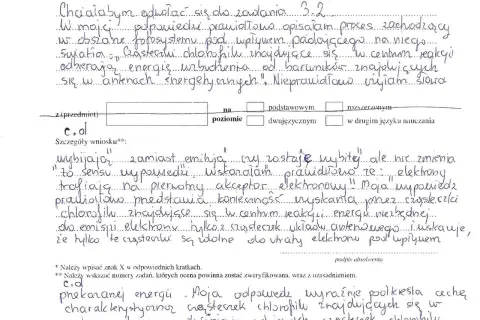 Odwołanie od matury: czy warto? Uczeń opisuje proces fotosyntezy, ale używa nieprecyzyjnych sformułowań.
