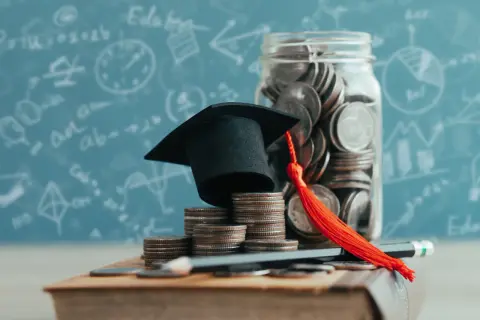 Stypendium szkolne: Gdzie złożyć wniosek? Terminy, dokumenty, porady.