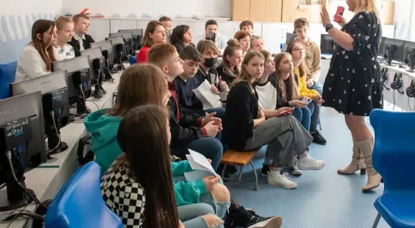 Wyprawka szkolna: Kto dostanie 300+ i wsparcie dla niepełnosprawnych?