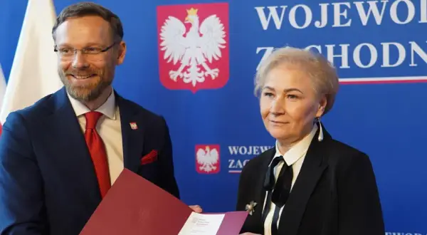 Kto nadzoruje kuratora oświaty? Wojewoda czy Minister?