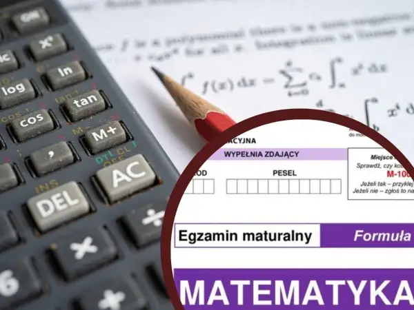 Kalkulator, ołówek i fragment arkusza egzaminu maturalnego z matematyki.